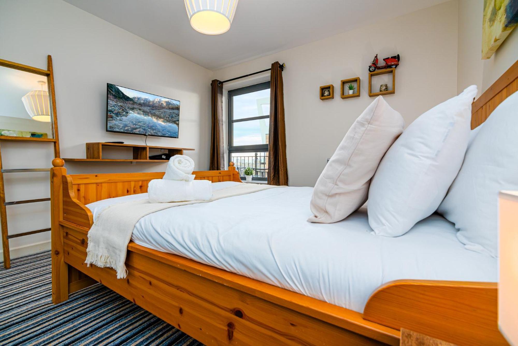 Zenith Hub Apartment London Bagian luar foto