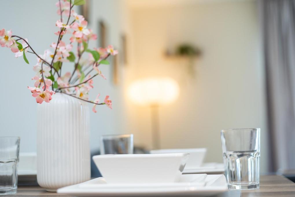 Zenith Hub Apartment London Bagian luar foto